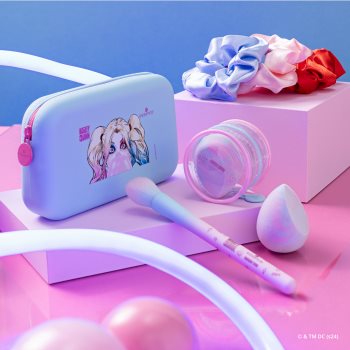 essence Harley Quinn burete pentru machiaj - imagine 3